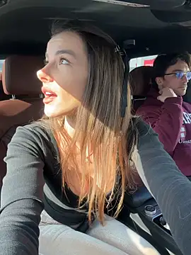 Snapshot of fit_vic chatting on March 3, 2026, 12:45 pm fit vic online show from March 3, 2026, 12:45 pm