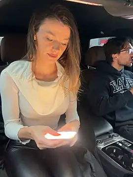 Snapshot of fit_vic chatting on December 14, 2025, 6:52 am fit vic online show from December 14, 2025, 6:52 am