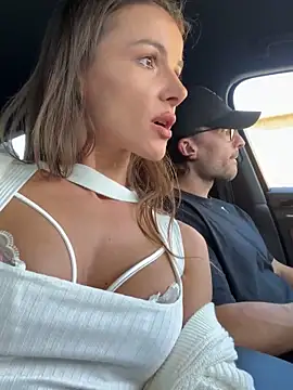 Snapshot of fit_vic chatting on November 5, 2025, 1:36 pm fit vic online show from November 5, 2025, 1:36 pm