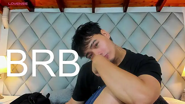 Clement Reyes online show from February 4, 2026, 12:44 pm