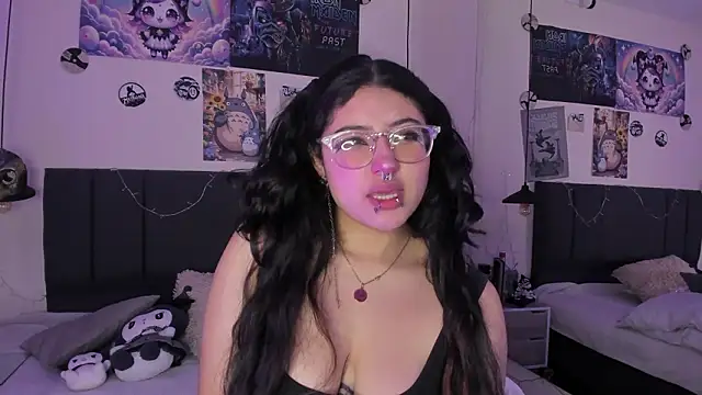 SabrinaV  online show from March 14, 2026, 11:27 am