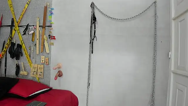 BDSM MEDUZA online show from August 3, 2026, 5:48 am