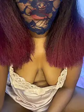 morjana2001 online show from November 13, 2025, 12:14 am