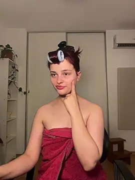 jazmin-here online show from December 23, 2025, 1:16 am