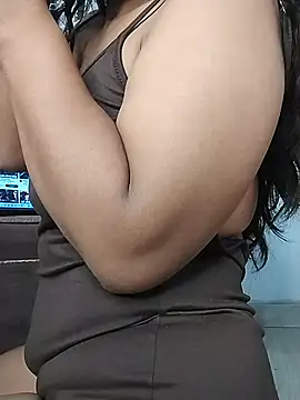 Snapshot of Karin_39 chatting on July 22, 2026, 2:13 am Karin 39 online show from July 22, 2026, 2:13 am