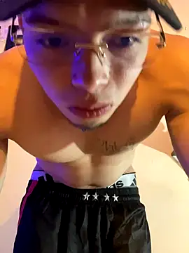 Matt your master  online show from October 27, 2025, 11:49 pm