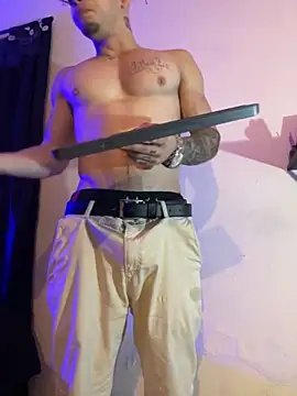 Matt your master  online show from November 9, 2025, 2:26 am