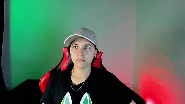 Snapshot of nicocoox chatting on November 4, 2025, 1:53 am nicocoox online show from November 4, 2025, 1:53 am