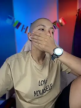 nicocoox online show from July 27, 2026, 7:43 pm