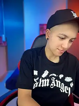 nicocoox online show from July 28, 2026, 6:42 pm