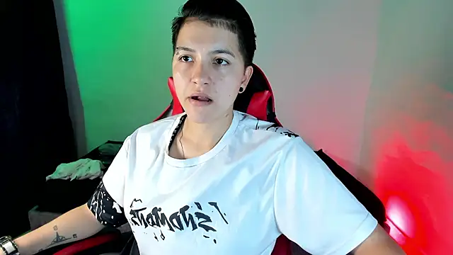 Snapshot of nicocoox chatting on November 5, 2025, 1:52 am nicocoox online show from November 5, 2025, 1:52 am