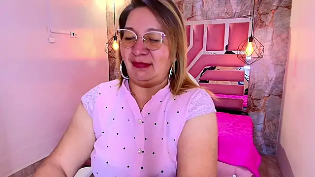 MaylinRosse  online show from February 20, 2026, 7:16 pm