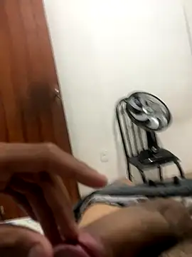 Snapshot of sambergSILVa chatting on November 27, 2025, 11:05 pm sambergSILVa online show from November 27, 2025, 11:05 pm