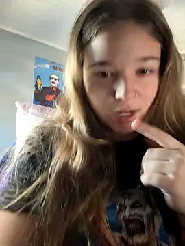 Snapshot of blondefun3818 chatting on November 30, 2025, 6:52 pm blondefun3818 online show from November 30, 2025, 6:52 pm