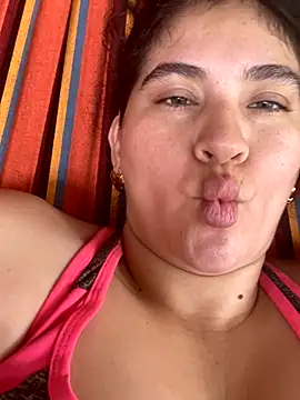 Snapshot of lunasexyhot18 chatting on October 13, 2025, 4:19 pm lunasexyhot18 online show from October 13, 2025, 4:19 pm