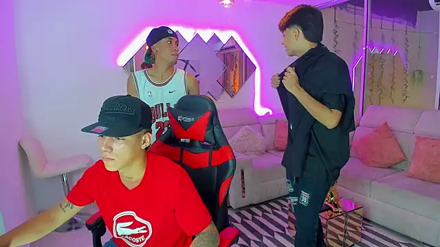 Houseofwarrios online show from November 18, 2025, 4:05 am