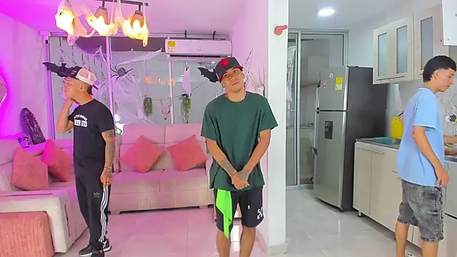 Houseofwarrios online show from October 9, 2025, 5:19 am