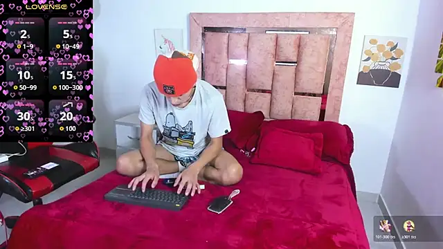 DemianSalvatore online show from January 15, 2026, 10:57 pm