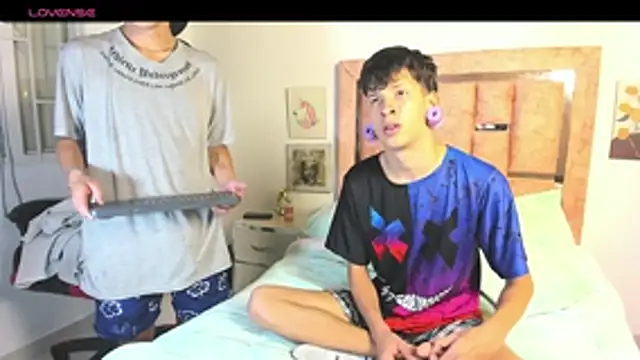 DemianSalvatore online show from January 13, 2026, 8:35 pm