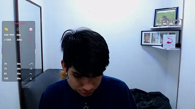 Snapshot of David_925_ chatting on November 27, 2025, 4:13 am David 925 online show from November 27, 2025, 4:13 am