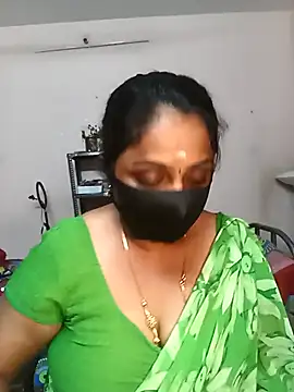 queendivya online show from April 23, 2026, 2:40 pm