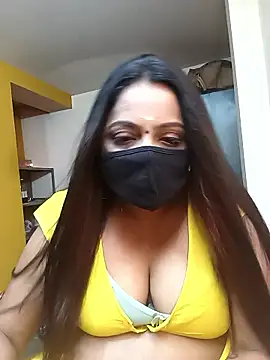 queendivya online show from March 28, 2026, 12:44 am