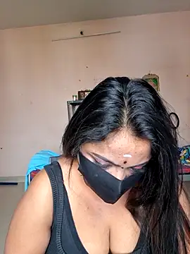 queendivya online show from June 6, 2026, 5:23 am