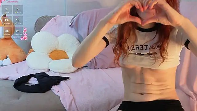 Snapshot of Little_rosy chatting on February 20, 2026, 6:19 am Little rosy online show from February 20, 2026, 6:19 am