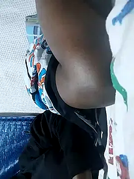 Snapshot of Lesego-mash chatting on December 15, 2025, 9:53 pm Lesego-mash online show from December 15, 2025, 9:53 pm