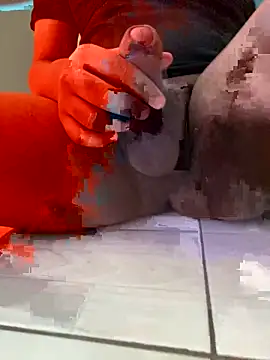 kylieputinha online show from October 3, 2025, 6:20 pm