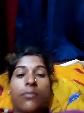 Snapshot of Hot_reshmaji chatting on October 19, 2025, 10:45 pm Hot reshmaji online show from October 19, 2025, 10:45 pm