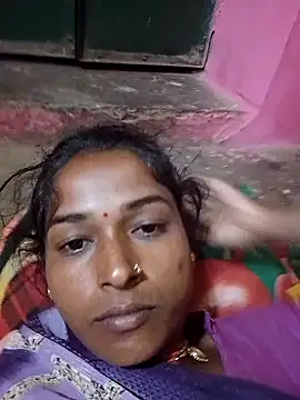 Snapshot of Hot_reshmaji chatting on October 16, 2025, 8:17 pm Hot reshmaji online show from October 16, 2025, 8:17 pm