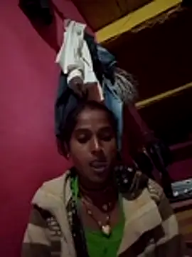 Snapshot of Hot_reshmaji chatting on November 23, 2025, 3:33 pm Hot reshmaji online show from November 23, 2025, 3:33 pm