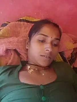 Hot reshmaji online show from May 6, 2026, 5:55 am