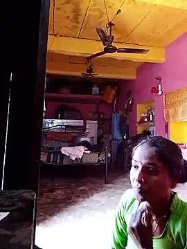 Snapshot of Hot_reshmaji chatting on November 21, 2025, 9:19 am Hot reshmaji online show from November 21, 2025, 9:19 am