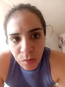 nenalinda69 online show from November 20, 2025, 7:47 pm