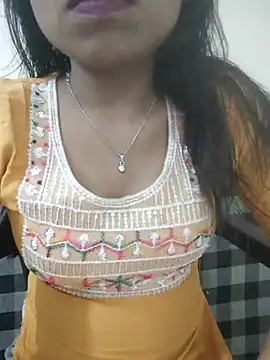 Snapshot of Disha-_00 chatting on November 11, 2025, 5:02 am Disha- 00 online show from November 11, 2025, 5:02 am