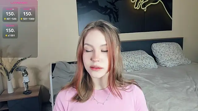 MaliaBourraine online show from February 14, 2026, 7:08 am