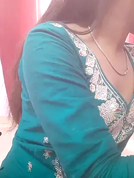 pari rani7 online show from March 18, 2026, 4:15 am