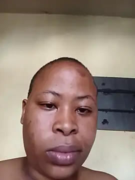 BubblyBeautiful online show from September 18, 2025, 12:52 pm