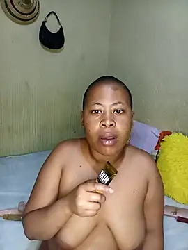 BubblyBeautiful online show from September 21, 2025, 8:47 pm