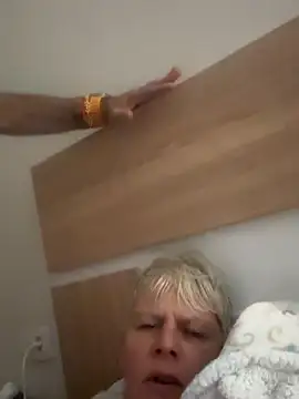 Snapshot of VyC7564 chatting on October 13, 2025, 2:24 am VyC7564 online show from October 13, 2025, 2:24 am