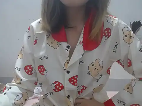 Hannie 26 online show from October 26, 2025, 12:38 pm