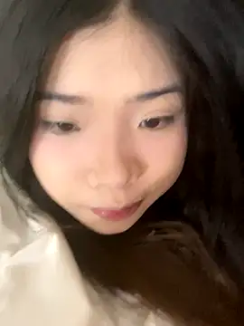 Snapshot of -Tania- chatting on November 29, 2025, 8:47 am -Tania- online show from November 29, 2025, 8:47 am