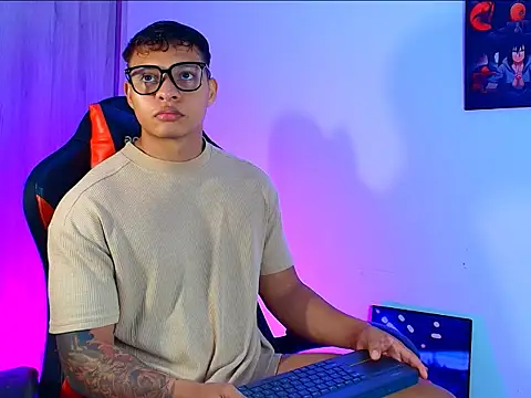 evan greey online show from November 9, 2025, 12:36 am