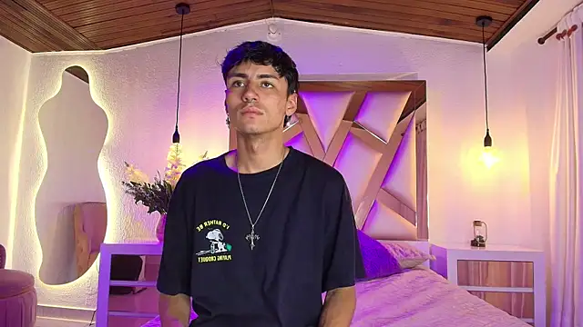 Noah clark nom online show from September 27, 2025, 3:56 am