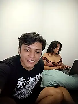 Snapshot of raiderandroxie chatting on November 30, 2025, 4:19 pm raiderandroxie online show from November 30, 2025, 4:19 pm