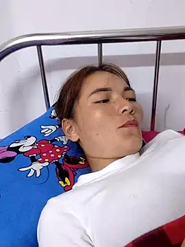 phuongxinhxan online show from November 3, 2025, 4:39 am