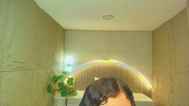 dany r  online show from December 20, 2025, 1:03 pm