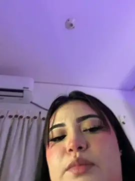 Mericute  online show from May 2, 2026, 3:01 am